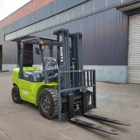 Runtx Marque 2500kg 3m-6m Triplex Mât Chariot Élévateur Solide Pneus Côté Shifter Moteur Diesel Prix Usine