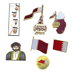 Custom National Commemorative Lapel Pins Golden Metal Magnetic Badge Qatar Map Souvenir Pins