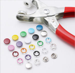 100 Sets Metall-Druckknöpfe Set mit Zange für Baby- und Kinderkleidung, 5-Klauen-Verschlüsse - Product Image 6