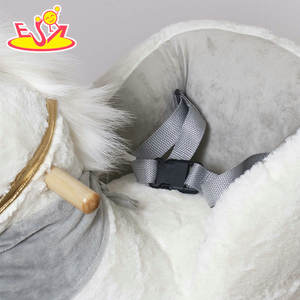 Plush Polka Dot Rocking Horse - Wheeled Criança Rocker com segurança segura Cinto W16D202 - Product Image 6