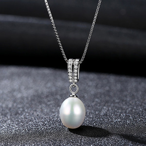 Colgante de Plata de Ley S925 Hipoalergénico con Circonita y Perla, con Cadena de Caja, Joyería de Lujo para Mujer, Venta al por Mayor - Product Image 6