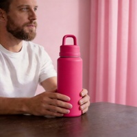Bouteille d'eau isotherme anti-fuite de 26 oz avec couvercle à verrouillage sécurisé, fonctionnement à une main, gourde isotherme pour porte-gobelet de voiture et voyage