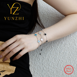 <span class=keywords><strong>Bracciale</strong></span> Yun Zhi in Argento Sterling 925 Placcato Oro <span class=keywords><strong>con</strong></span> Agata Nera e Quadrifoglio, <span class=keywords><strong>con</strong></span> Conchiglia Bianca per Anniversari e Feste - Product Image 4