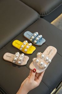 Sandales d'été pour enfants, style princesse, chaussures parent-enfant, sandales plates à semelle souple pour petites filles, tendance - Product Image 2