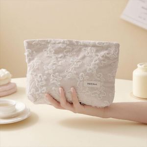 Bolsas de Maquillaje Ecológicas de Corduroy con Encaje Floral, Bolsa Organizadora de Gran Capacidad con Cierre Personalizado, Regalos para Damas de Honor, Bolsa de Viaje - Product Image 4