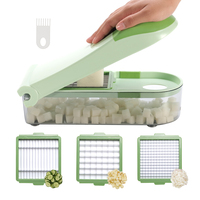 3-in-1 Multifunctionele Plastic Eco-vriendelijke LFGB-gecertificeerde groentesnijder met roestvrijstalen messen, handmatig fruit- en groentegereedschap