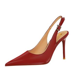 Zapatos de tacón alto para mujer, estilo europeo y americano, con punta, boca poco profunda, diseño hueco en la parte trasera, con correa, sexys, para discoteca, 2026 - Product Image 1