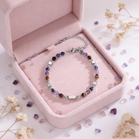 Bracelet en perles de cristal de pierre naturelle, bracelet carré en acier inoxydable, bracelet à perles argentées pour femme