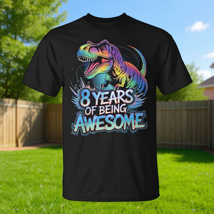 T-shirt per bambini a maniche corte, girocollo, stampa digitale, 8 anni di meraviglia, regalo unisex per la festa di compleanno dei bambini - Product Image 2