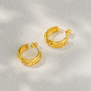 Bijoux plaqués or 18 carats, imperméables, de luxe, en forme de CC, vintage, en relief, boucles d'oreilles africaines pour femmes - Product Image 5