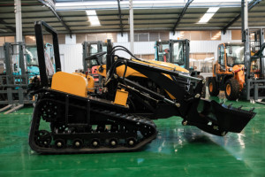 Tracteur à chenilles <span class=keywords><strong>agricole</strong></span> miniature pour usage <span class=keywords><strong>agricole</strong></span>, tracteurs à chenilles agricoles de type 50 ch, équipement de machinerie <span class=keywords><strong>agricole</strong></span> d'<span class=keywords><strong>occasion</strong></span>, 2 roues motrices, 1300 - Product Image 6