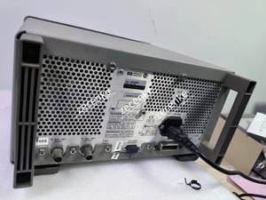 Keysight HP เครื่องกำเนิดสัญญาณ8648C ความถี่9 kHz-3.2 GHz - Product Image 2