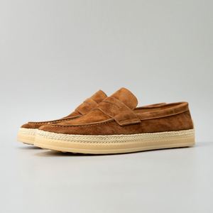 Mocasines Espadrilles Marrones de Ante Sintético con Punta Descubierta, Transpirables, Entresuela de EVA, Suela de Goma, Forro de Cuero Genuino y Lengüeta de Cuero - Product Image 1