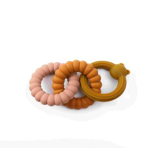 Nouveau-né de qualité alimentaire sans bpa drôle animal infantile bracelet <span class=keywords><strong>anneau</strong></span> mâcher jouet bracelet silicone enfant en bas âge <span class=keywords><strong>anneau</strong></span> de <span class=keywords><strong>dentition</strong></span> en bois pour bébé - Product Image 4
