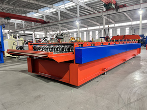 Équipement de fabricant professionnel pour le petit pain de plaque de panneau de voiture formant des machines panneau de conteneur en métal formant la machine - Product Image 5