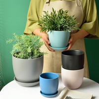 Set 3 Pot Bunga Keramik Putih Minimalis Berlapis Kaca dengan Alas dan Lubang Drainase untuk Penggunaan di Lantai