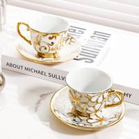 Ensemble de tasses à café et à thé en céramique durable à motif floral multicolore moderne Ensemble de tasses et soucoupes exquis haut de gamme pour la maison
