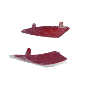 Réflecteur de pare-chocs arrière RX300 2020 Gauche 81920-48060 Droit 81910-48060 Lentille PC Asphérique Meniscus Installation par Clic - Product Image 5