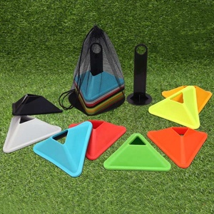18*4,5 cm al por mayor OEM multicolor triángulo <span class=keywords><strong>señalización</strong></span> placa obstáculo equipo azul fútbol entrenamiento agilidad cono - Product Image 6