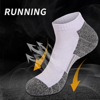 Vente à chaud de chaussettes rembourrées en éponge rembourrées épaisses pour hommes et femmes chaussettes de sport professionnelles avec logo personnalisé