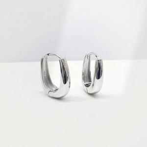Boucles d'oreilles créoles unisexes en cuivre plaqué rhodium, style classique, géométriques, pour usage quotidien, hip-hop occidental, mode simple - Product Image 4