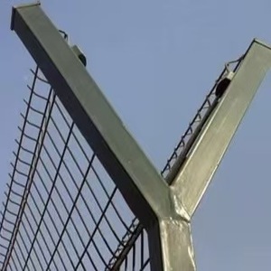Alambre de púas para cercas de aeropuertos/cárceles, postes tipo Y, barandas de protección, antiescalada, resistente al viento, redes protectoras resistentes a la corrosión - Product Image 4