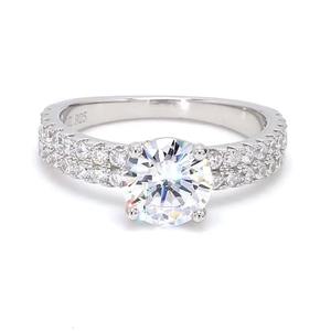 Anillos Clásicos de Diamantes Finos en Plata de Ley y Acabado en Oro, Joyería Elegante para Bodas, Aniversarios y Fiestas - Product Image 4