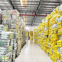 Pakaian Stok Pabrik Asli Cina, Sisa Produksi Kaos Katun untuk Pria, Pakaian Bekas Kasual Musim Panas, Bal 100kg Campuran