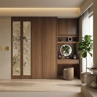 Armoire de chambre principale à panneaux coulissants en noyer foncé, avec espace indépendant pour lit et coin coiffeuse