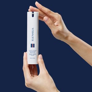 Elensilia Escargot Original Perfect Core Fit Essence 50ml (1.69oz) Hidratante y Rejuvenecedor para una Piel Suave y Radiante - Product Image 2