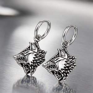 Yunnique Pendientes geométricos de acero inoxidable con forma de animal para hombre, regalo, joyería, accesorio de moda - Product Image 1