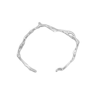 Brazalete Moderno Unisex de Moda, Acero Inoxidable 316L, Baño de Oro PVD, Diseño Sostenible y Resistente - Product Image 1