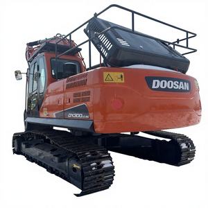 Excavadora Doosan DX300 de 30T con Motor Isuzu y Bomba Hidráulica para Limpieza de Escombros Post-Disastre y Reconstrucción de Carreteras de Emergencia - Product Image 1