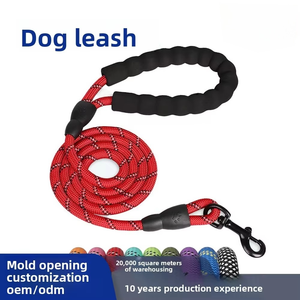 Correa acolchada de nailon para mascotas para perros grandes y medianos, cadena sólida reflectante a prueba de explosiones para perros, Equipo de moda para caminar para perros - Product Image 2