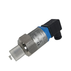 Transductor Cerabar T de Endress+Hauser, 4-20 mA, IP67, Sensor de Aleación de Aluminio, Modelo PMC131-A15F1D10, Nuevo NFP - Product Image 1