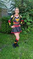 Tenue de compétition pour filles, design de qualité, couleur rouge, vêtements d'entraînement personnalisés, uniforme d'équipe pour filles, uniformes de cheerleading entièrement ornés de strass