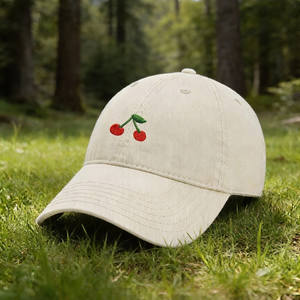 Casquette de baseball en coton 100% à 6 panneaux avec motif de cerises en point d'aiguille, visière incurvée, snapback, casquette de sport en gros - Product Image 3