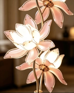 Lampadaire en verre rose de style Mid-Century Modern, hauteur réglable, lumière LED haute luminosité blanc chaud avec abat-jour en forme de fleur pour - Product Image 3