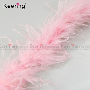 Boa <span class=keywords><strong>de</strong></span> plumas <span class=keywords><strong>de</strong></span> avestruz <span class=keywords><strong>de</strong></span> moda lujosa, embellecedor <span class=keywords><strong>de</strong></span> dos yardas, una pieza, precio <span class=keywords><strong>de</strong></span> fábrica personalizado, patrón teñido - Product Image 4