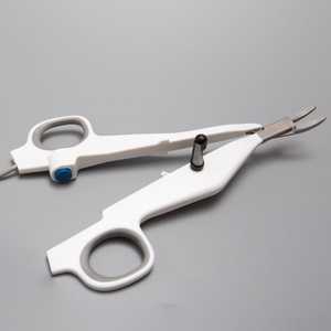 Ligasure Small Jaw Open Sealer/Divider - Tijeras Avanzadas para Sellado de Vasos y Fusión de Tejidos - Product Image 3