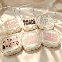 Prêt à expédier – Vente en gros – Faux ongles 3D œil de chat à presser – OEM ODM – Personnalisés – Amande en ABS – Réutilisables – Livraison rapide