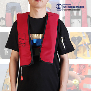 <span class=keywords><strong>Gilet</strong></span> de <span class=keywords><strong>sauvetage</strong></span> auto-gonflant certifié CCS EC 150N avec cylindre de CO2 de 33g/60g et design réfléchissant - Product Image 1