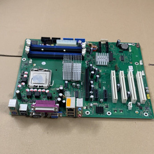 มาเธอร์บอร์ดคอมพิวเตอร์อุตสาหกรรม D2156-S21 W26361-W1571-Z1-02-36 - Product Image 1