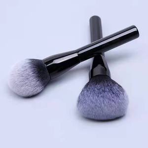 Pinceaux de maquillage professionnels bon marché grand long noir rose <span class=keywords><strong>pinceau</strong></span> de maquillage <span class=keywords><strong>kabuki</strong></span> brosse à poussière d'ongles - Product Image 3