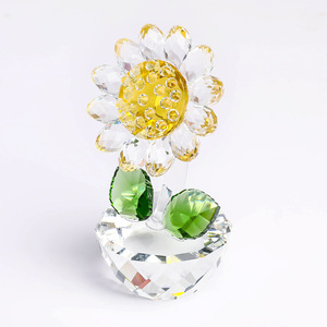 Figurine de tournesol en quartz clair moderne décoration de bureau à la maison pour la cloison de fenêtre d'anniversaire artisanat petits ornements - Product Image 4