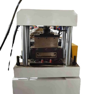 Machine à modeler de planche de marche en acier galvanisé automatique, 2 pièces, pour fabrication de rouleaux d'écailles - Product Image 1