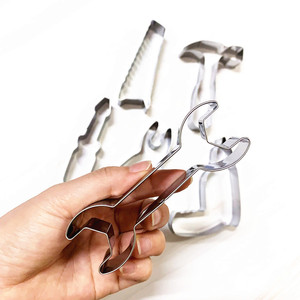 6 pièces ensemble de moules de cuisson en acier inoxydable <span class=keywords><strong>emporte</strong></span>-pièces outil de réparation forme marteau clé <span class=keywords><strong>pince</strong></span> Biscuit moules pour la maison - Product Image 3