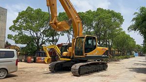 Excavadora de Orugas Usada Hyundai 220LC-9S con Capacidad de Cucharón de 1.1m y Peso de 22000kg - Product Image 4