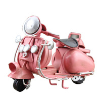Modèle de mini-scooter en fer style Art Déco Zakka, artisanat en métal, motif nature morte, forme irrégulière pour la maison et le salon