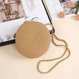 <span class=keywords><strong>Sac</strong></span> à bandoulière rond en paille tressée avec fermeture éclair, motif floral, idéal pour la plage et les vacances, pour fille - Vente en gros - Product Image 3